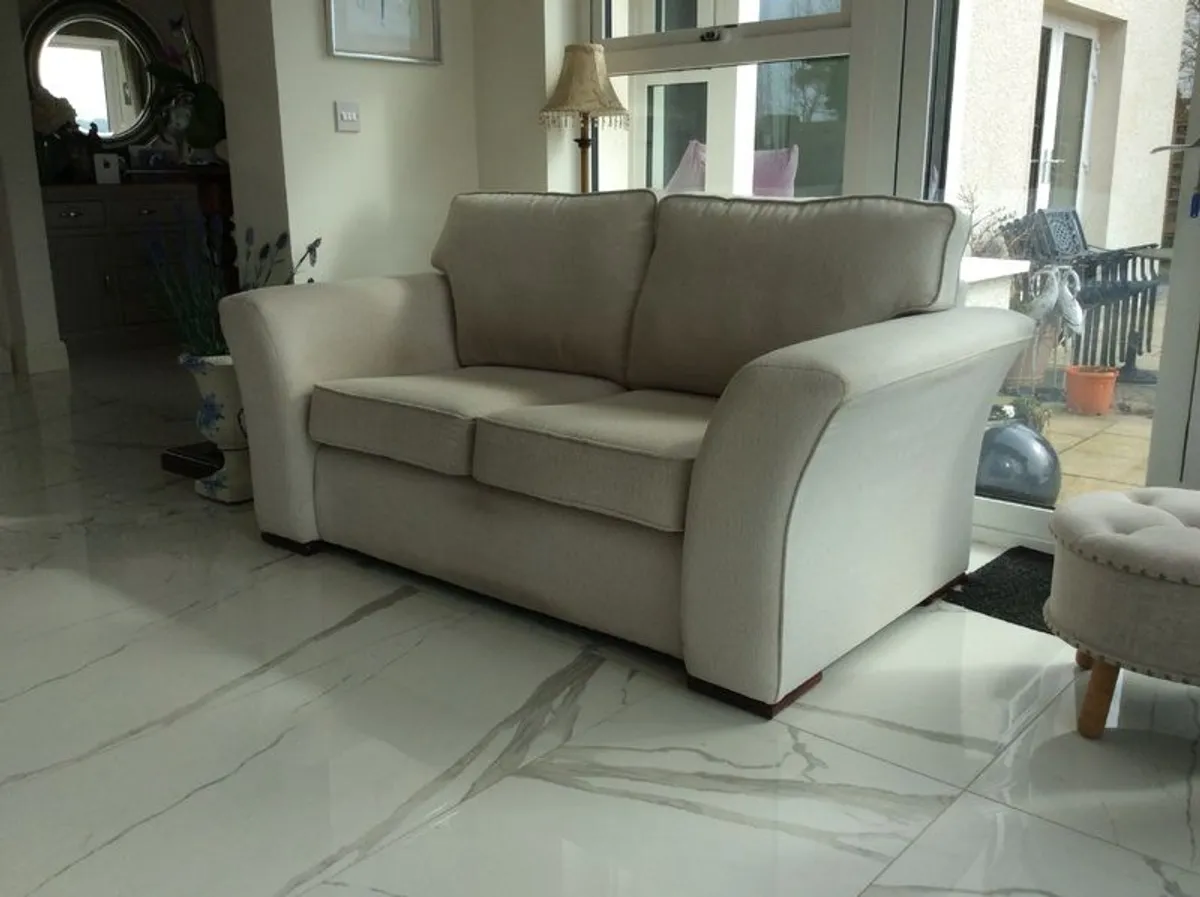 Sofa Suite - Image 3
