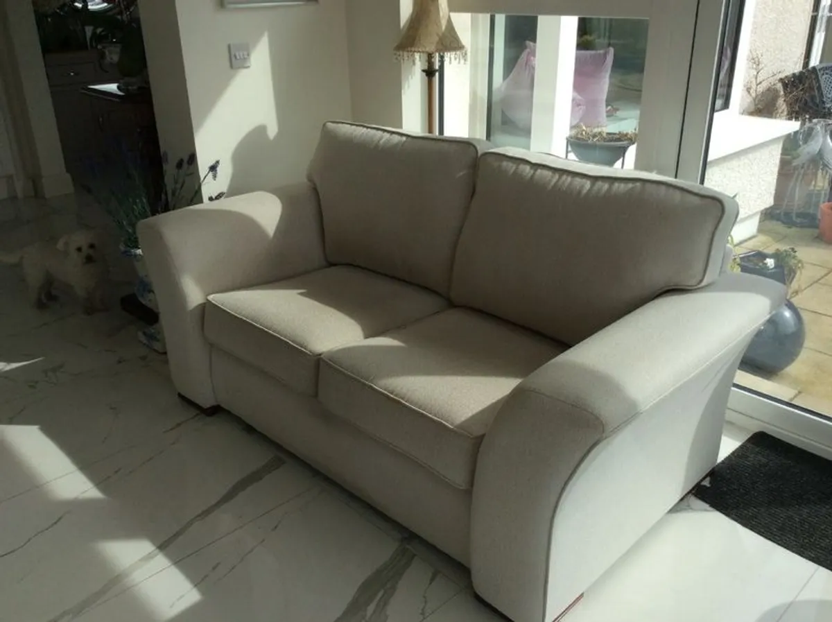 Sofa Suite - Image 4