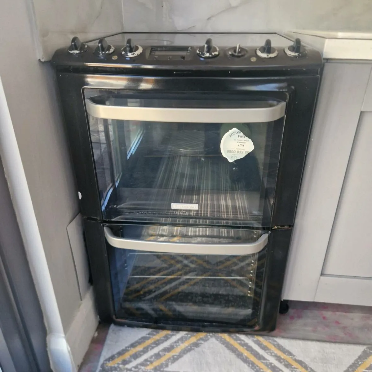 Electric cooker - Image 2