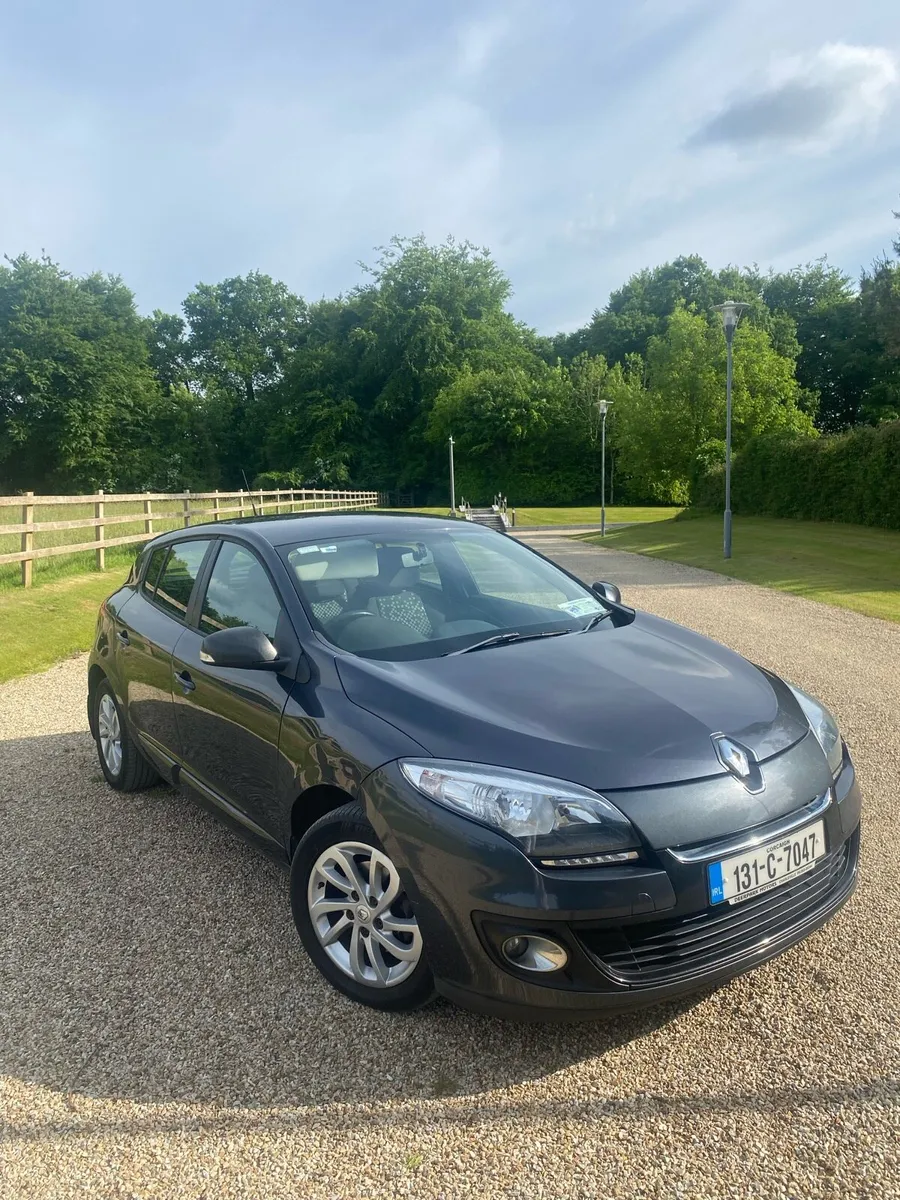 Renault Megane Dynamique DCI (2013) - Image 1