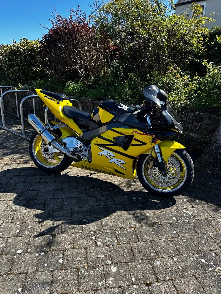 Honda fireblade 954 - Image 4