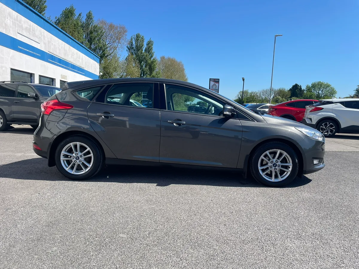 FORD FOCUS STYLE 1.5 TD 95PS 6SPD - Image 4