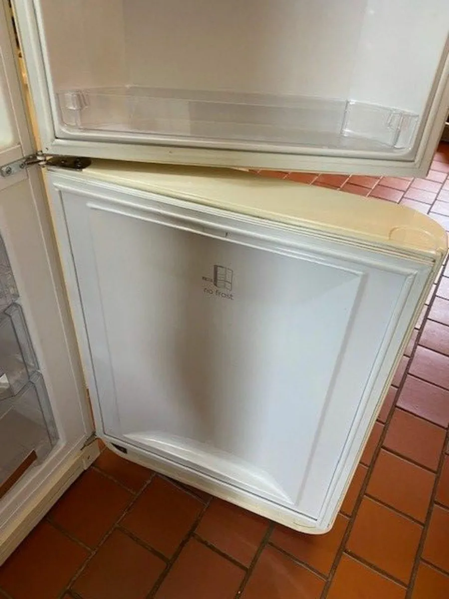 Smeg Fridge Freezer - Image 3