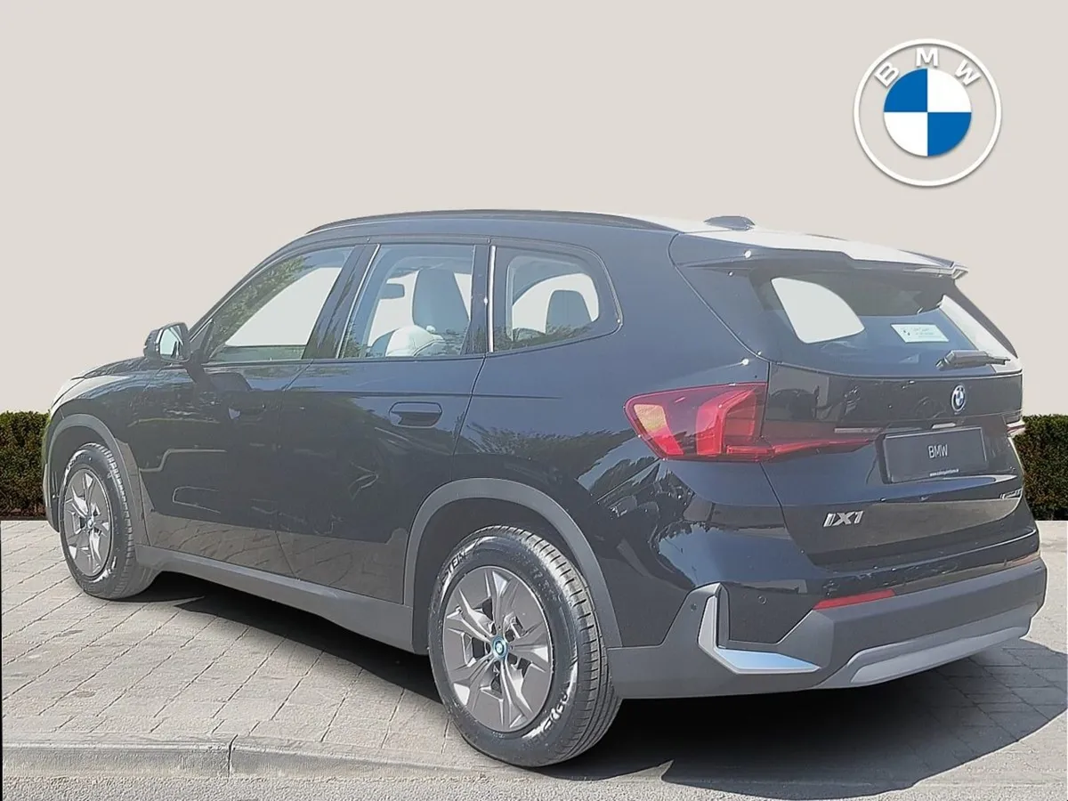 BMW iX1 Edrive20 Xline - Image 2