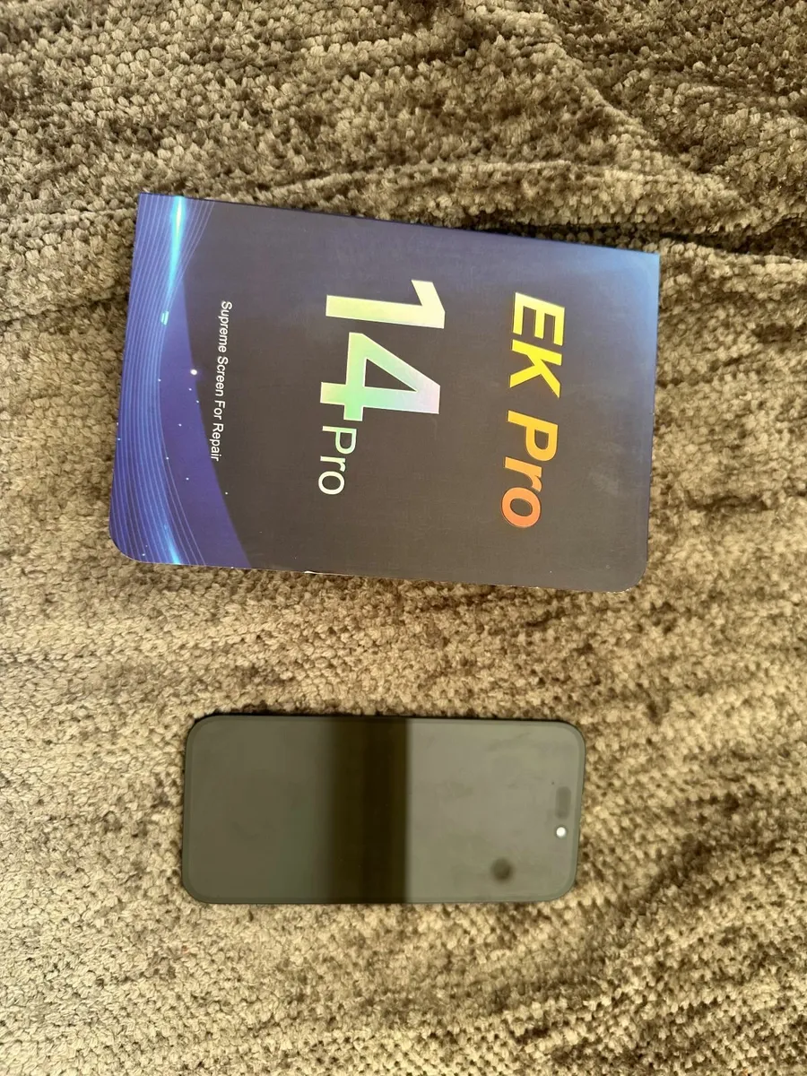 iPhone screen - Image 1