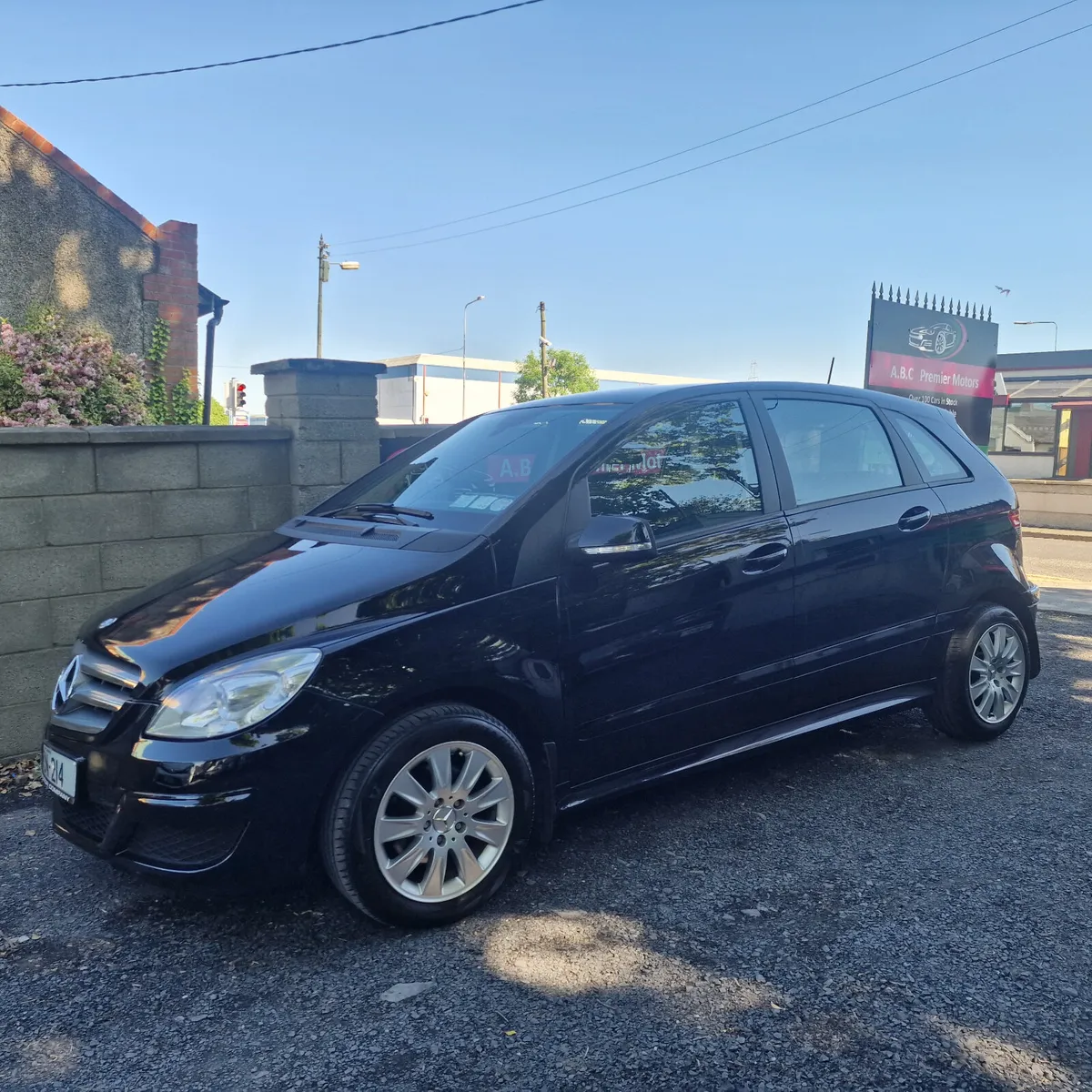Mercedes-Benz B-Class 2011 Automatic - Image 3