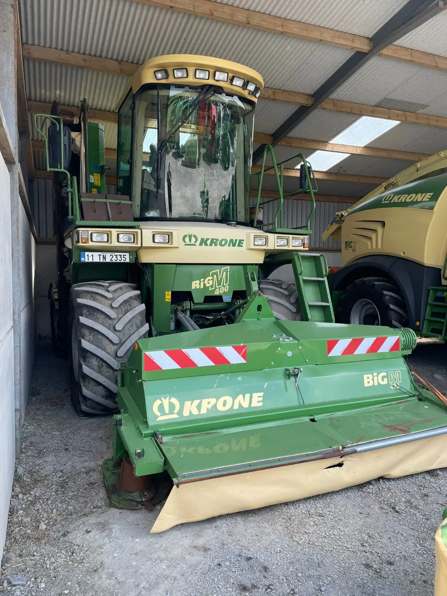 2011 Big M 400 - Image 1