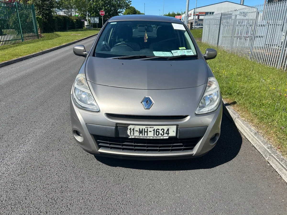 2011 Renault Clio 1.2 nct and tax  good driver - Image 1