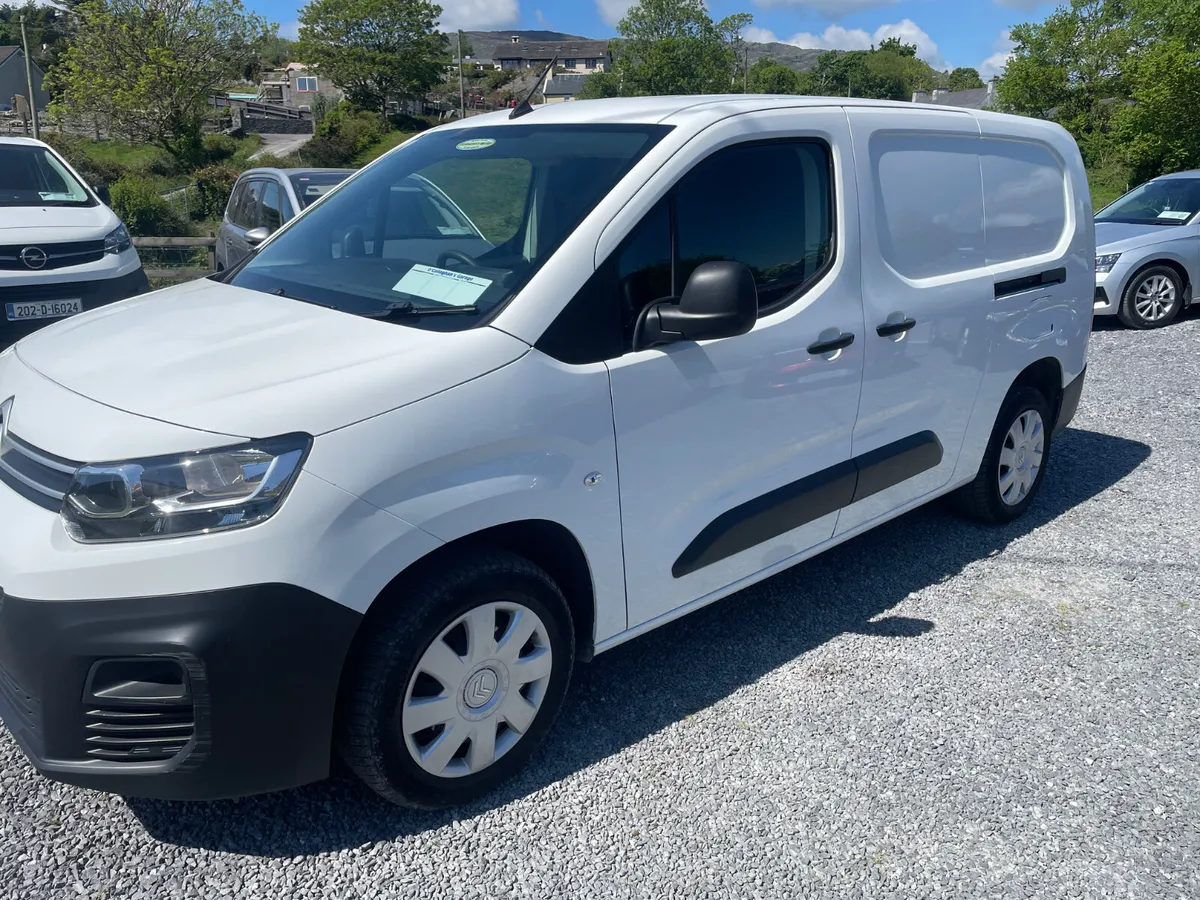 Citroen Berlingo 2021 lwb twin sliding door - Image 3
