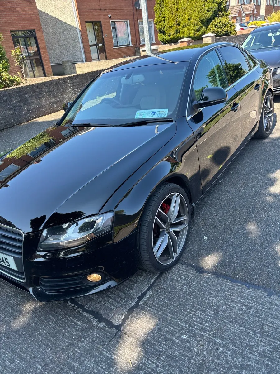 Audi A4 2012 - Image 1