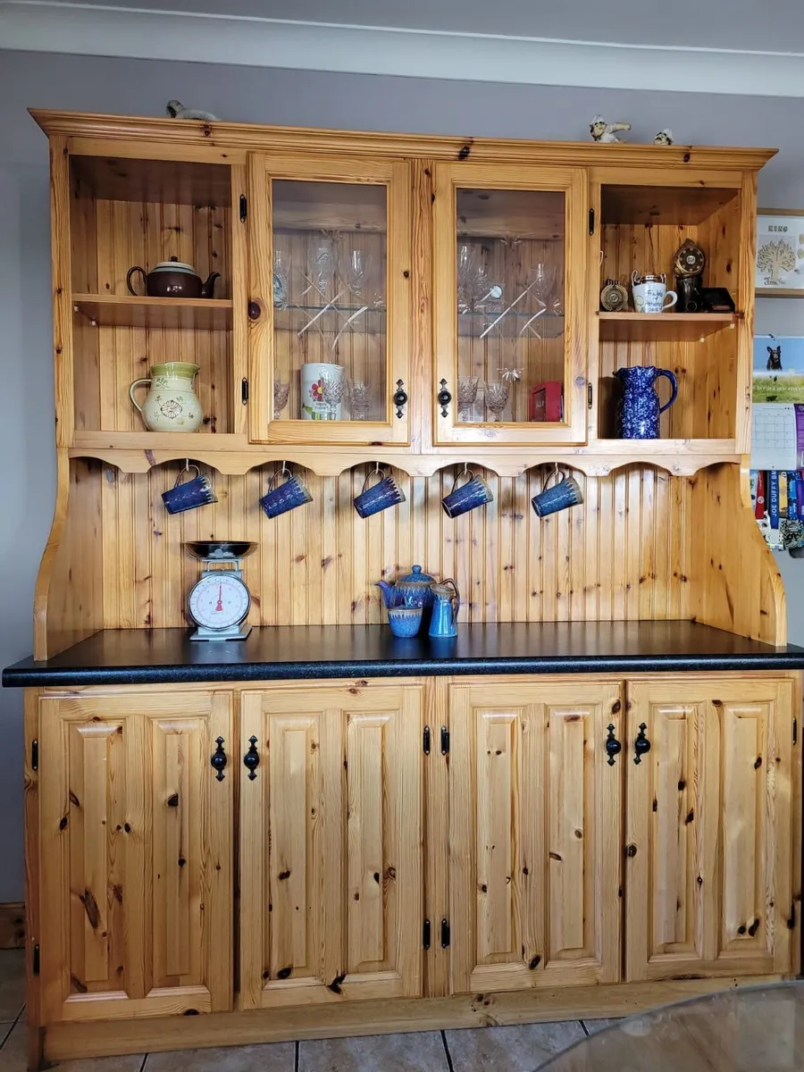 Large solid pine dresser - Image 4