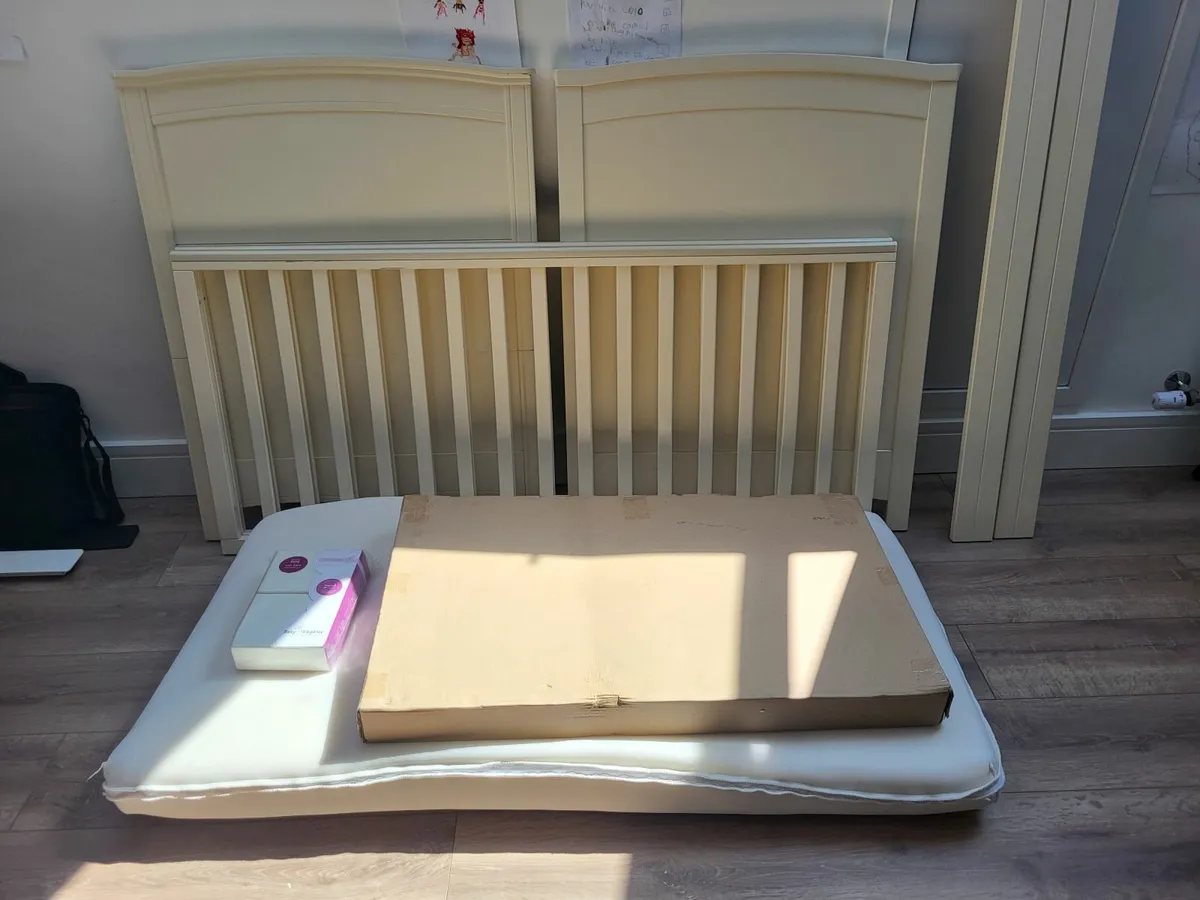 Baby Elegance Cot Bed plus accessories - Image 1