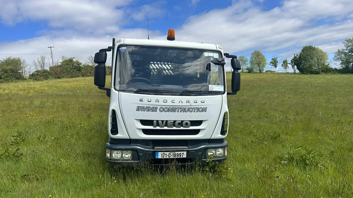 2017 Iveco 75E 160 Tipper - Image 2