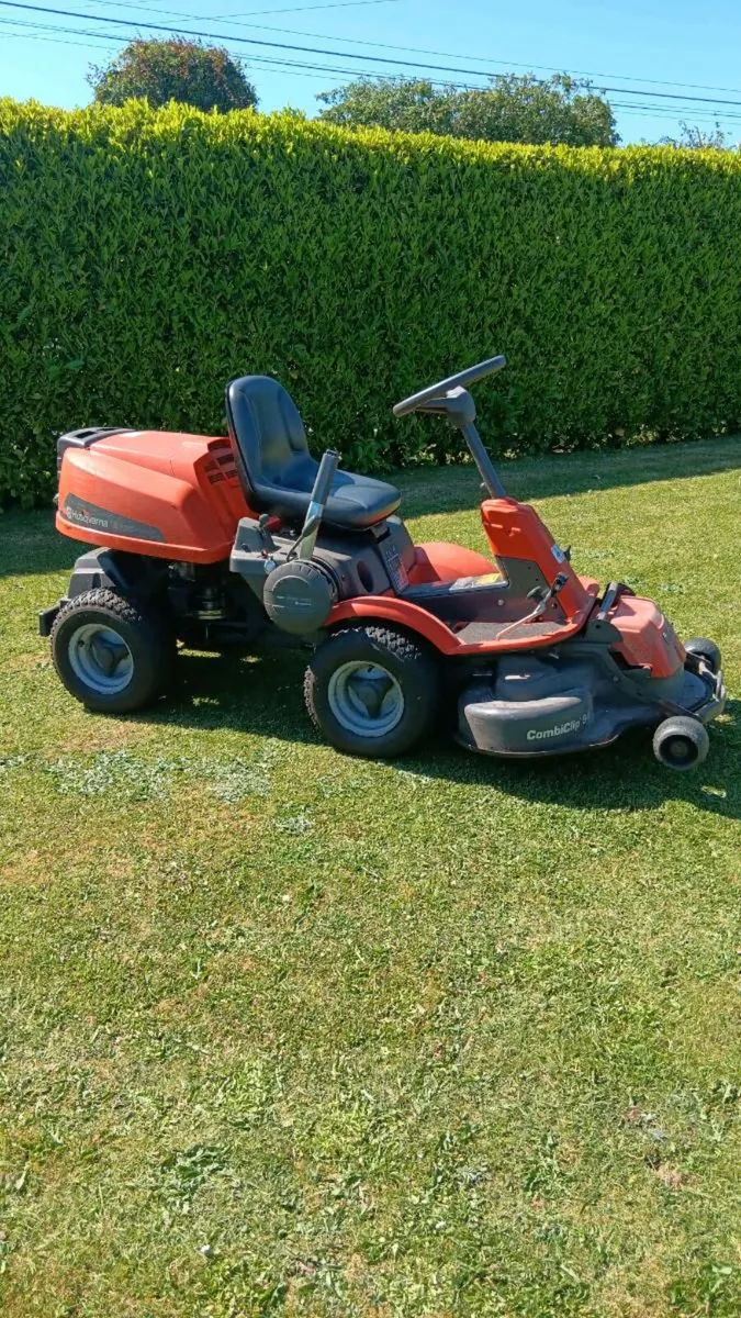 Husqvarna Rider 94 combi hydrostatic - Image 1