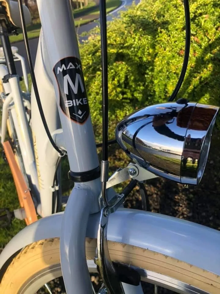 NEW LADIES BIKE + BASKET - SHIMMANO GEAR- DELIVERY - Image 4