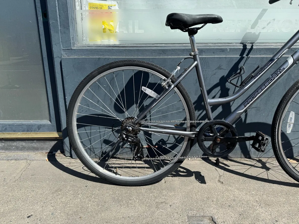 Ladies city Bike - Image 2