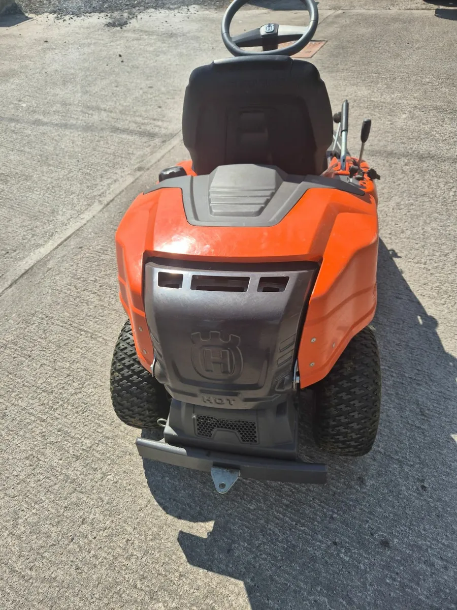 Hydro stick ride on mower - Image 4