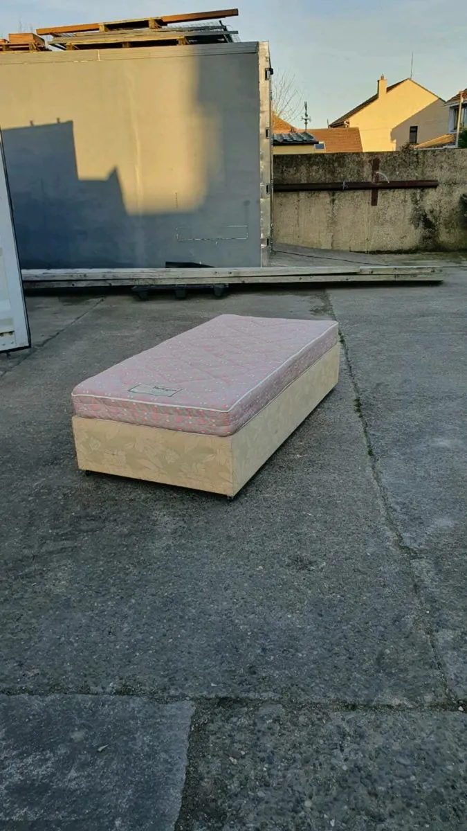 Single Beds×2 - Image 1