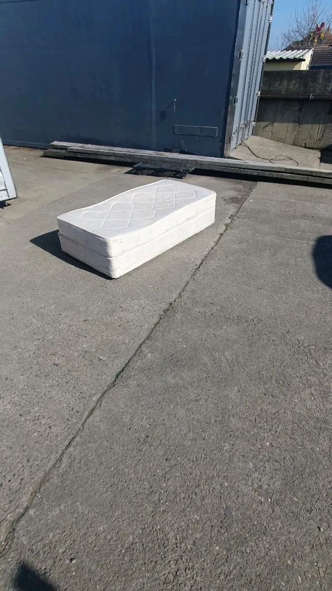 Single Beds×2 - Image 4