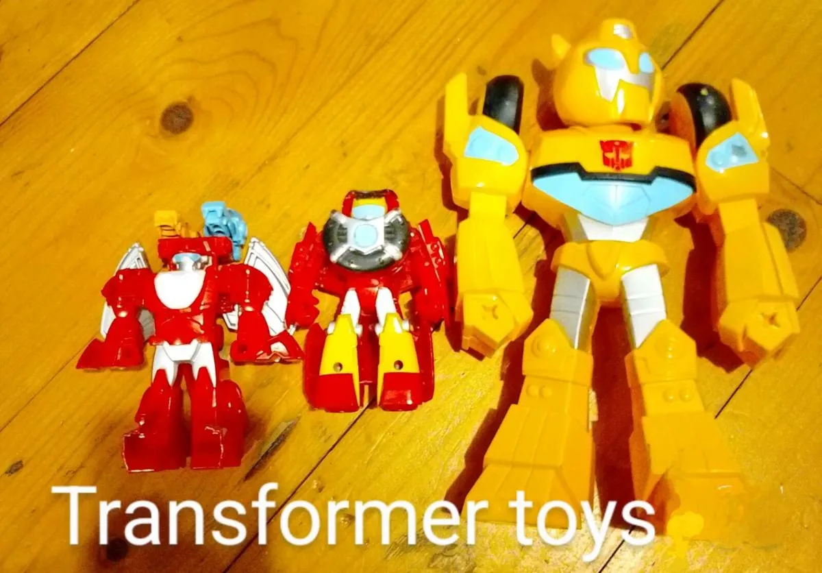 Bundle of children's toys - Image 3