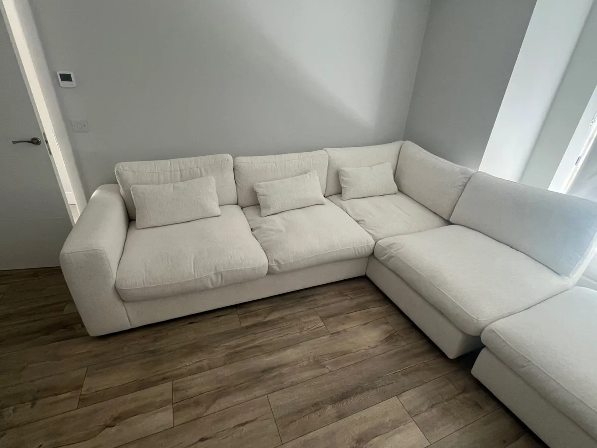 Apollo corner sofa and stool - Image 2