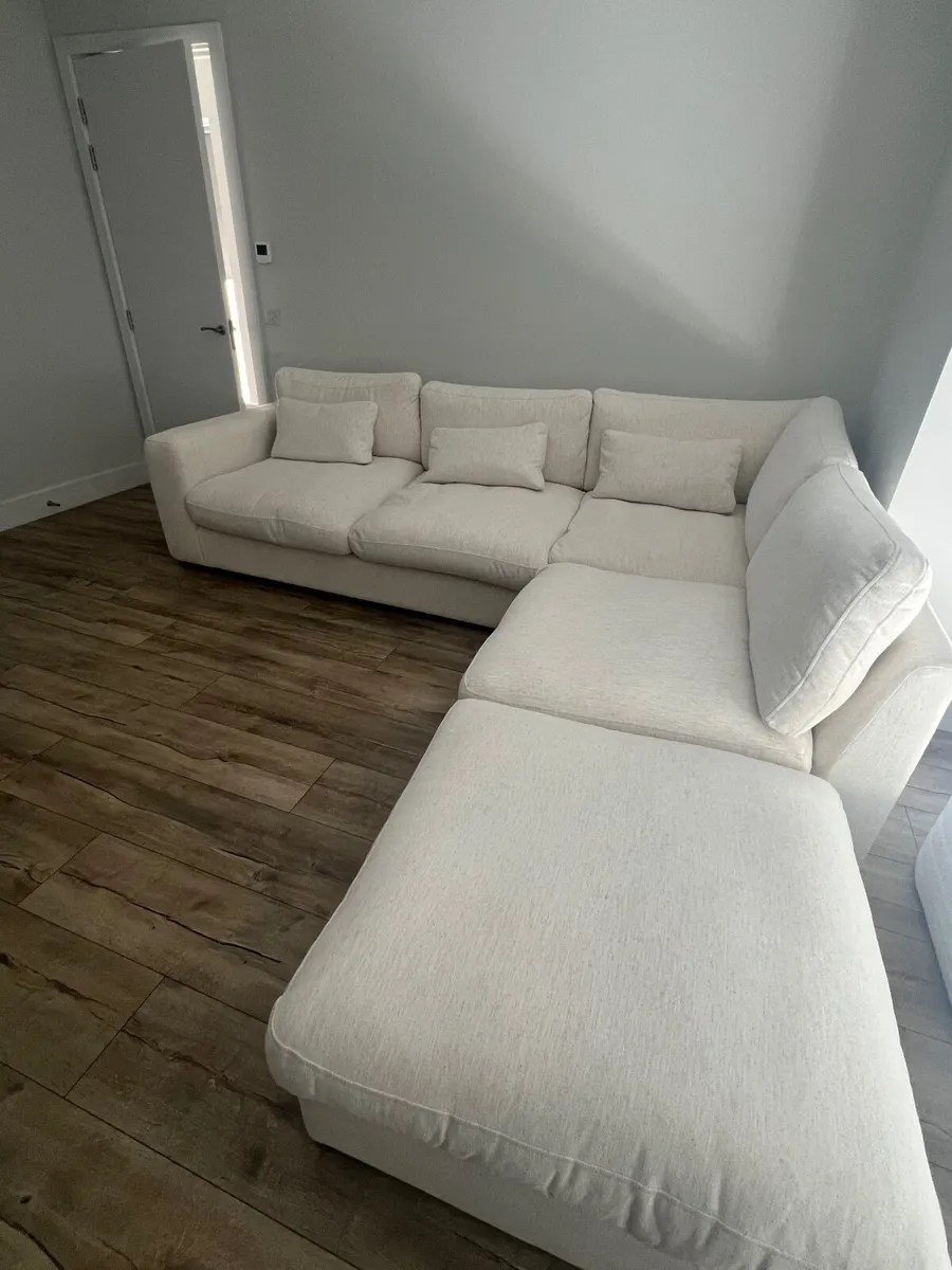 Apollo corner sofa and stool - Image 4