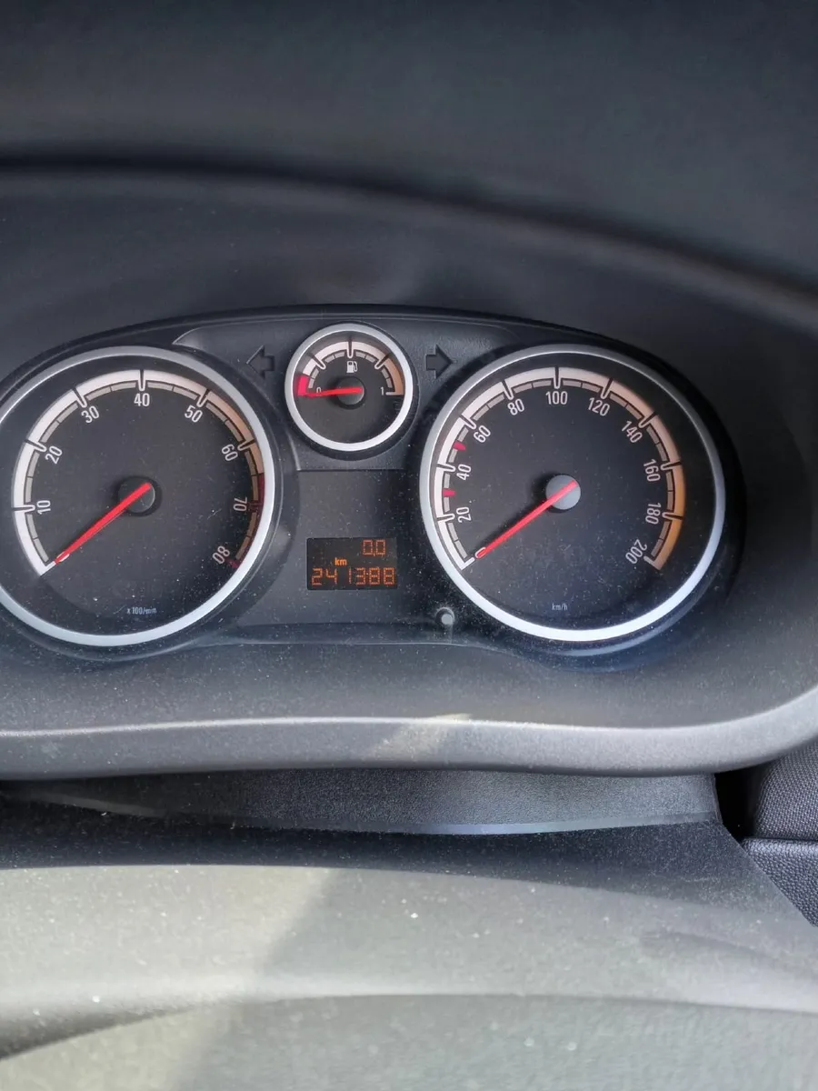 2011 Opel Corsa - Image 3