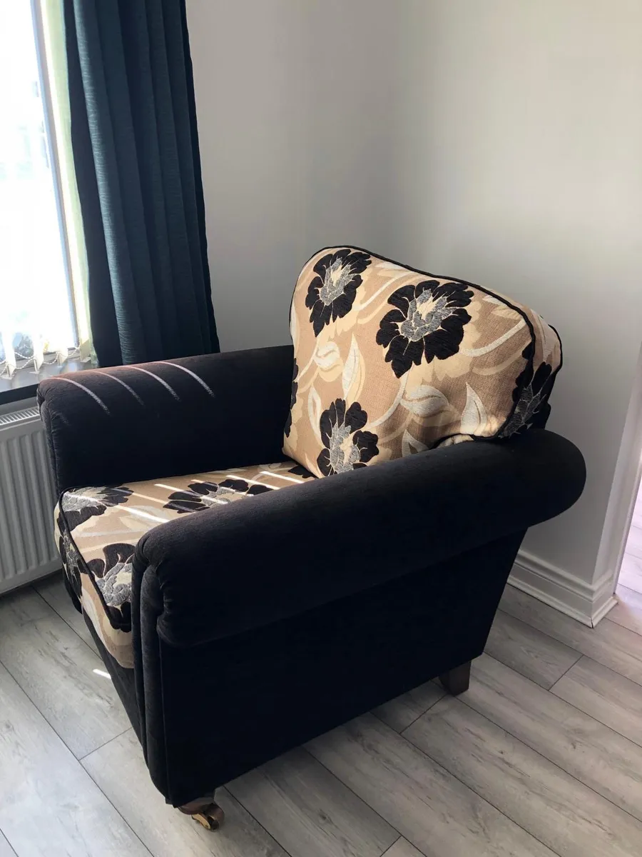 3 piece suite - Image 3