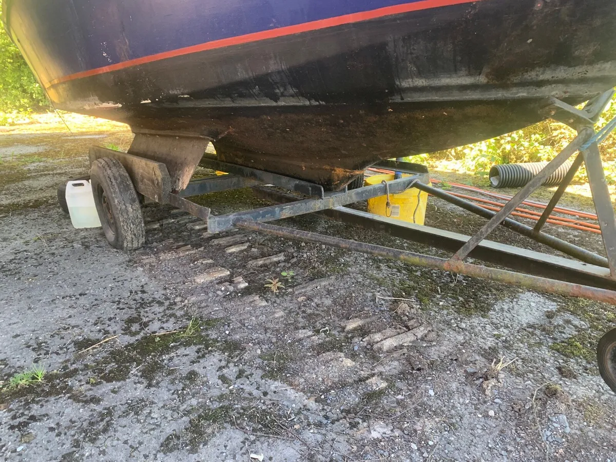 Sail boat with road trailer - Image 3