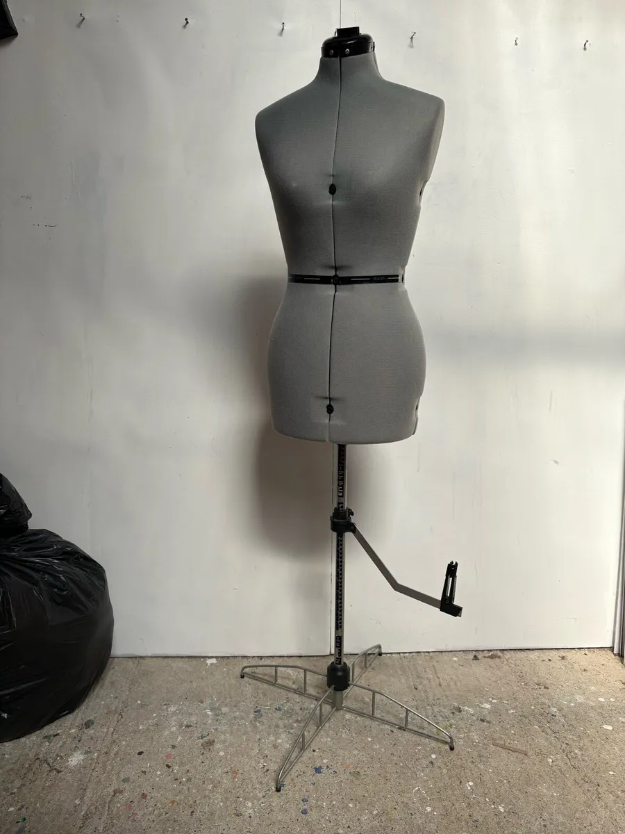 Dressmakers mannequin - Image 1