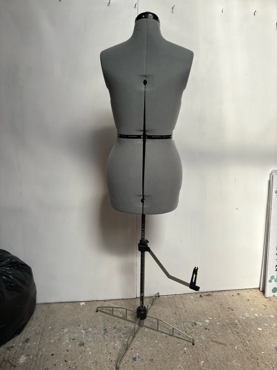 Dressmakers mannequin - Image 2