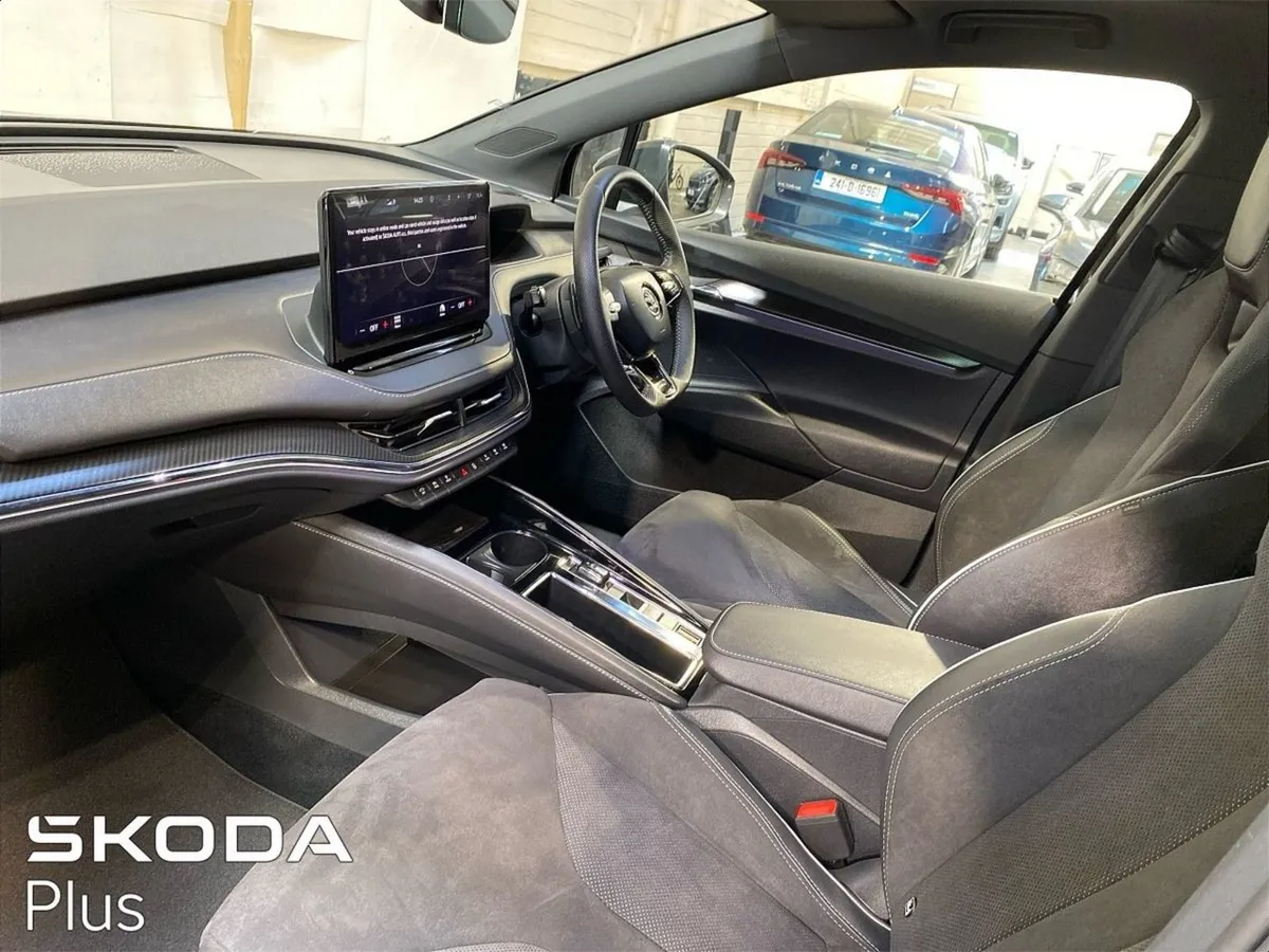 Skoda Enyaq 80 Sportline  only 2 600km - Image 4