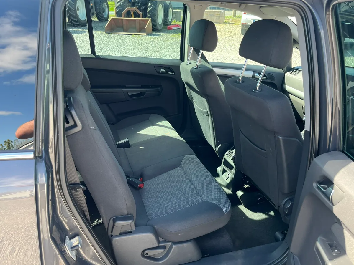 2012 vauxhall Zafira 7 seater only 90,000 miles - Image 3