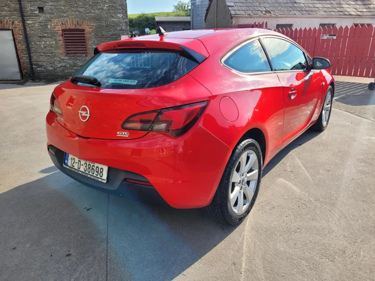 12 Opel Astra Diesel New Nct & Tax *Low Km - Image 4