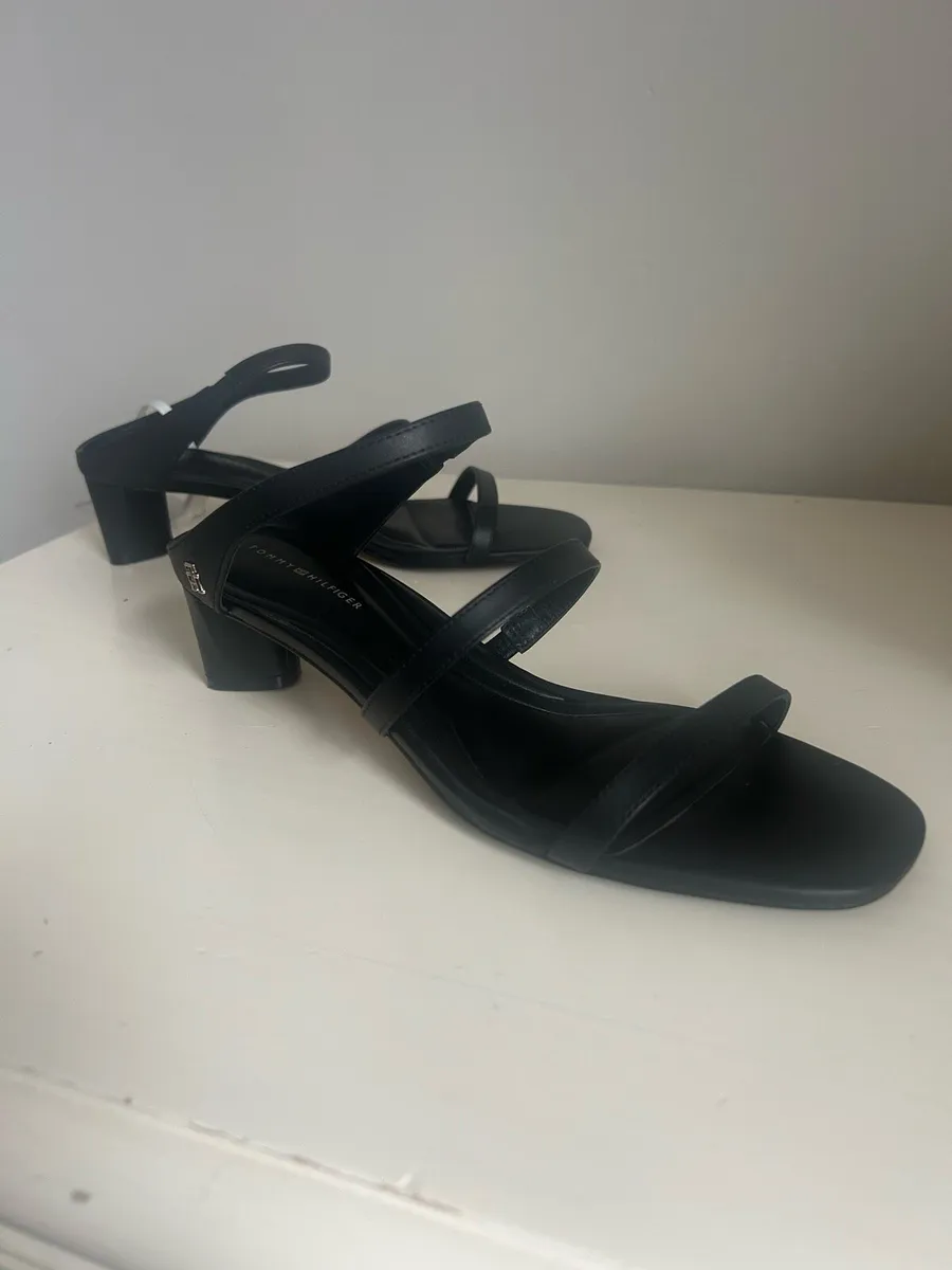 Tommy Hilfiger Sandals - Image 3