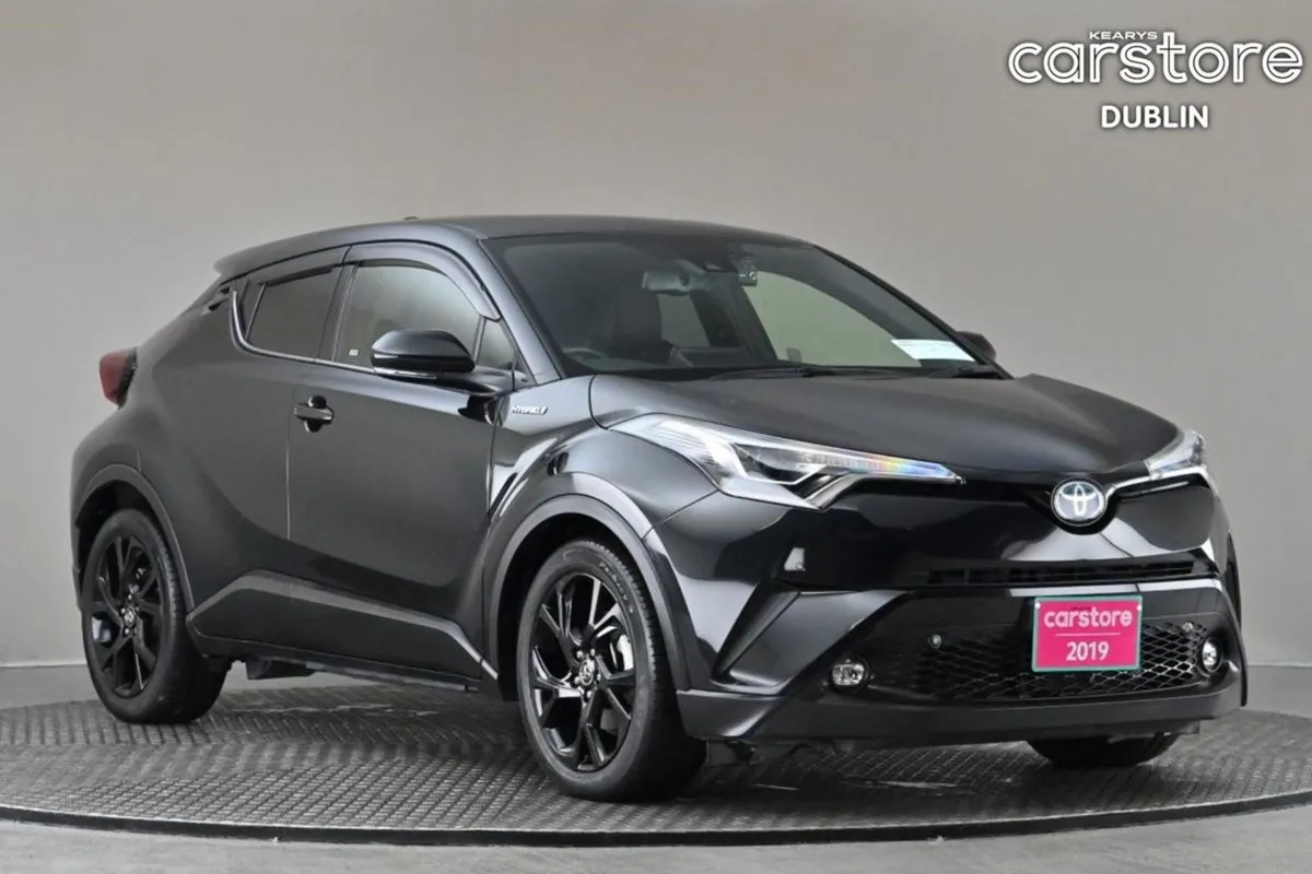 Toyota C-HR 1.8 Hybrid  half Leather reverse Cam - Image 1