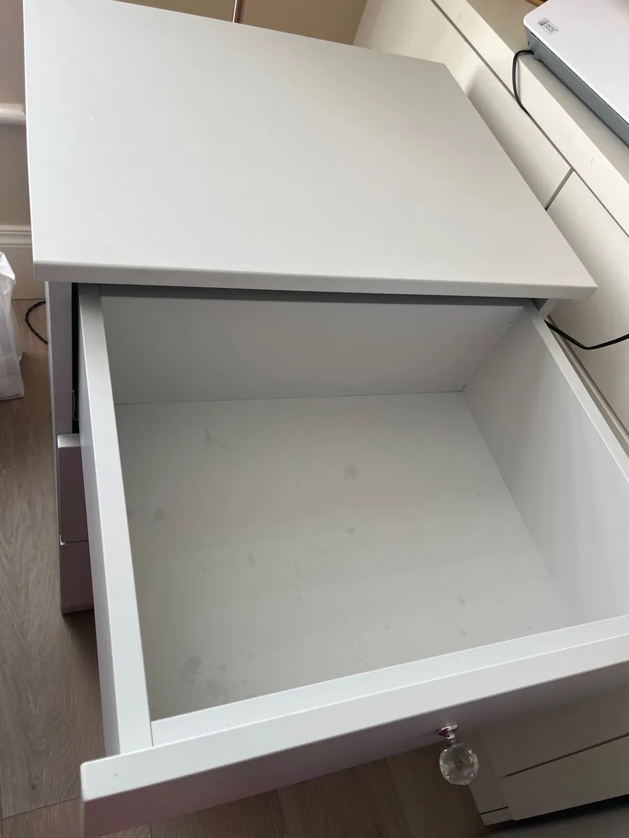 Chest of drawers - Image 3