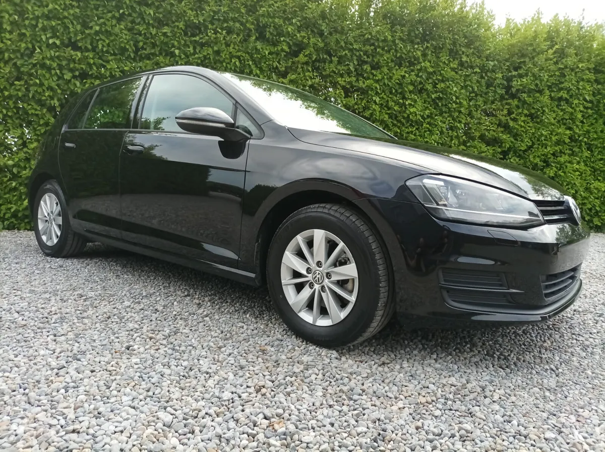 IMMACULATE LOW MILEAGE VW GOLF 2016 1.2 TSI AUTO - Image 1
