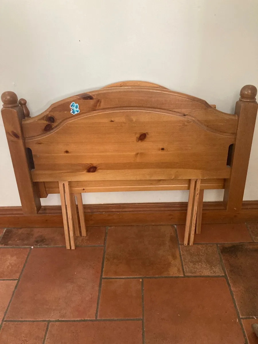 3 single beds - Image 3