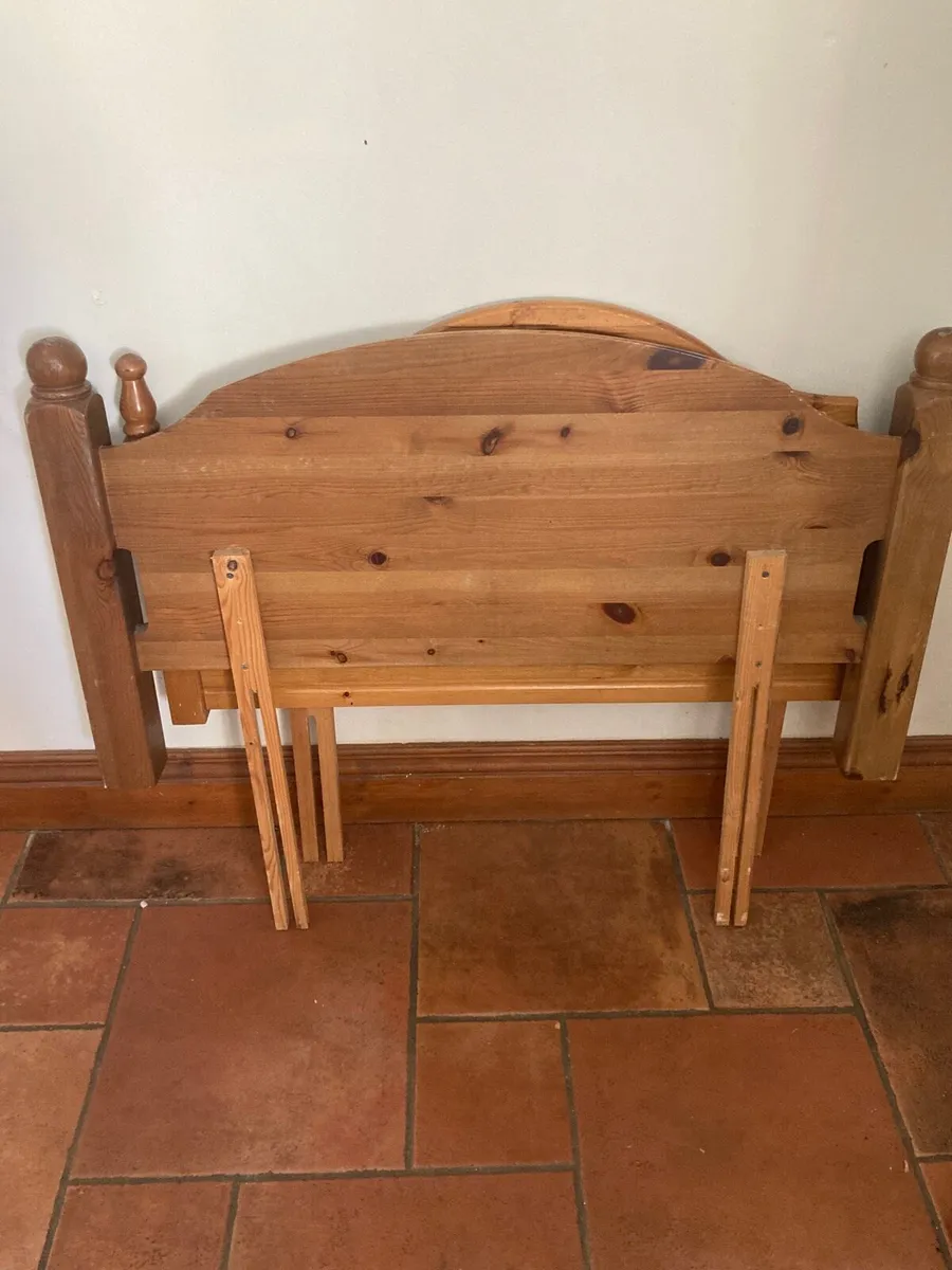 3 single beds - Image 4