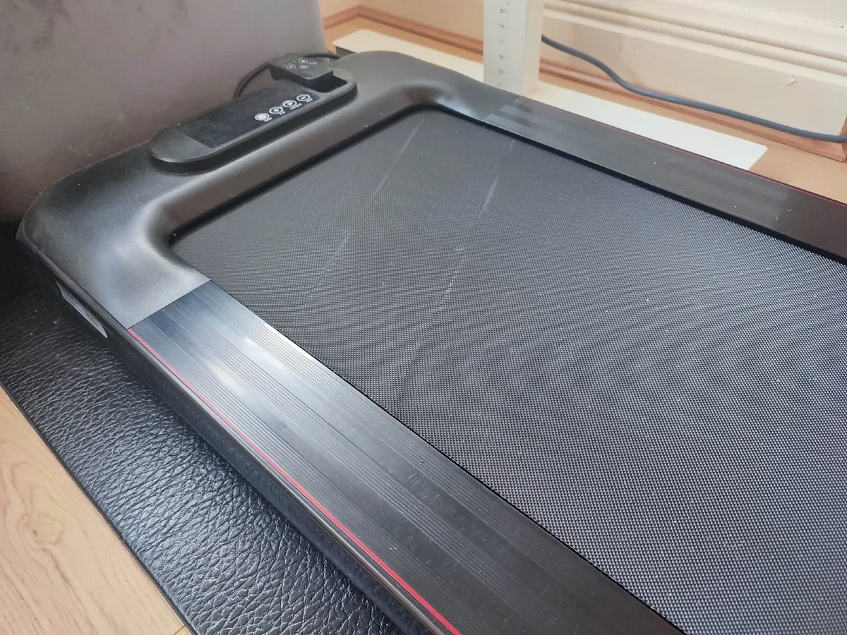 Walking treadmill