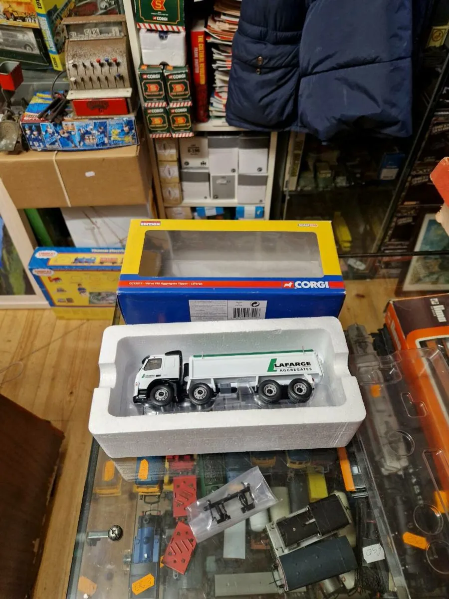Corgi Volvo Tipper Truck 1.50 - Image 1
