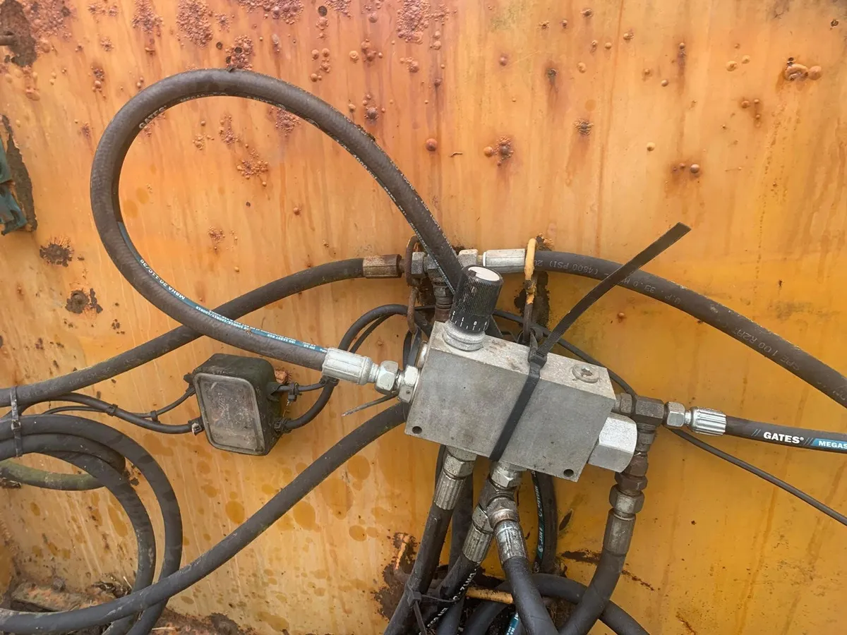 RICHARD WESTERN D10 REAR DISCHARGE - Image 4