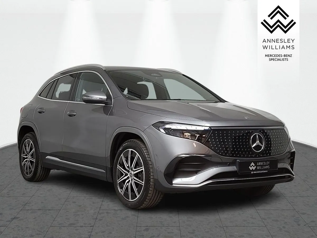 Mercedes-Benz EQA EQA 250  AMG Line Executive - Image 1