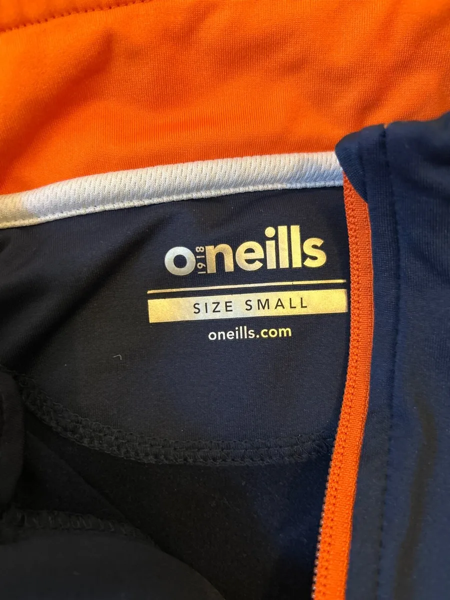 Armagh Half Zip - Image 2