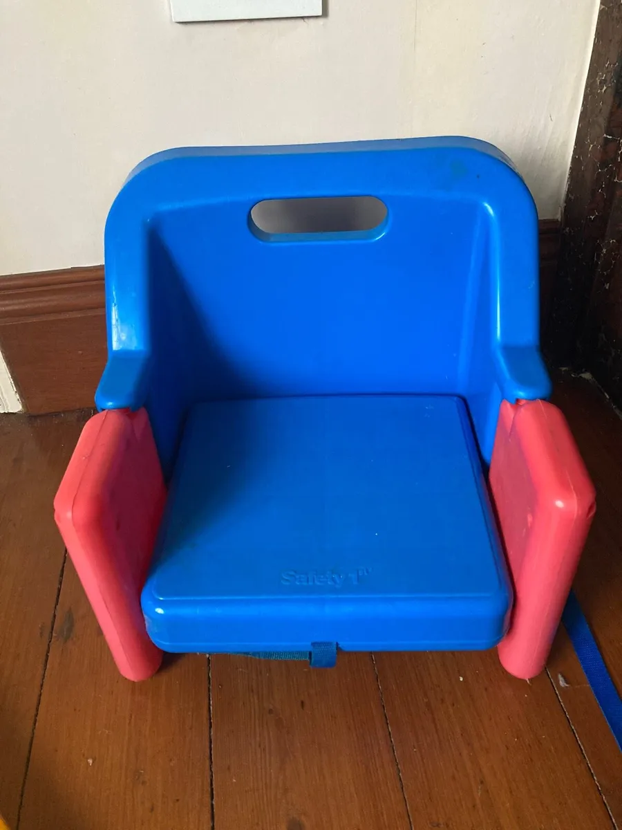 Travel high chair - Image 3