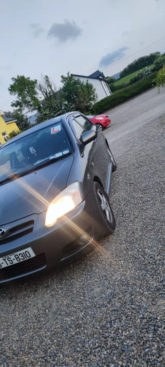 Car - Image 2