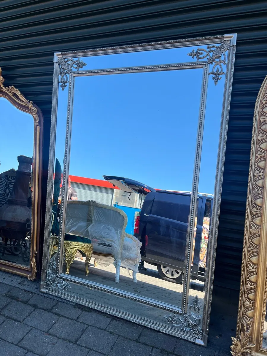 Terence Clifford Antiques Sale - Image 2