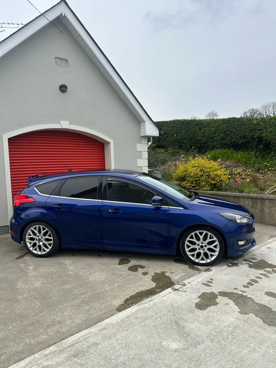 151 Ford Focus Zetec S - Image 2
