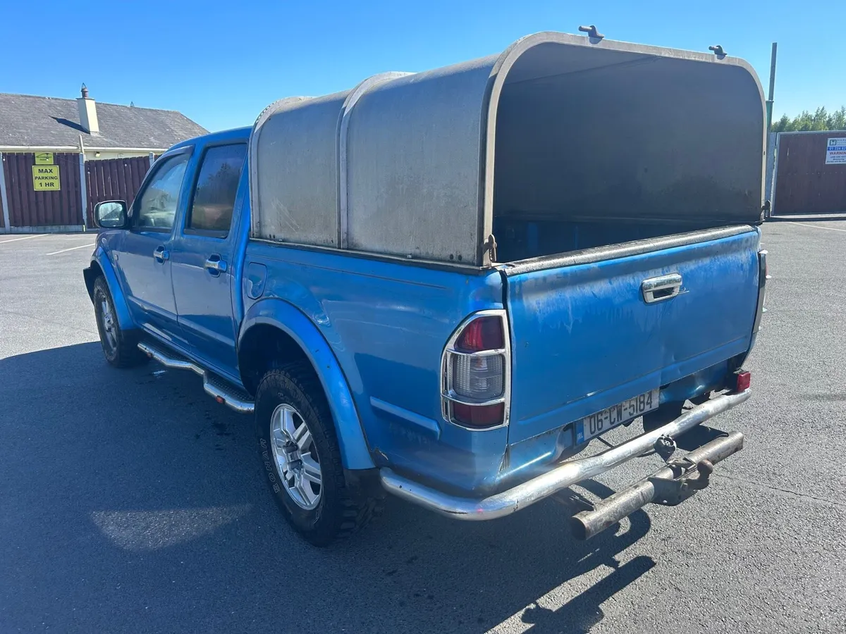 2x 06 Isuzu Dmax EXPORT / FARM JEEPS - Image 3